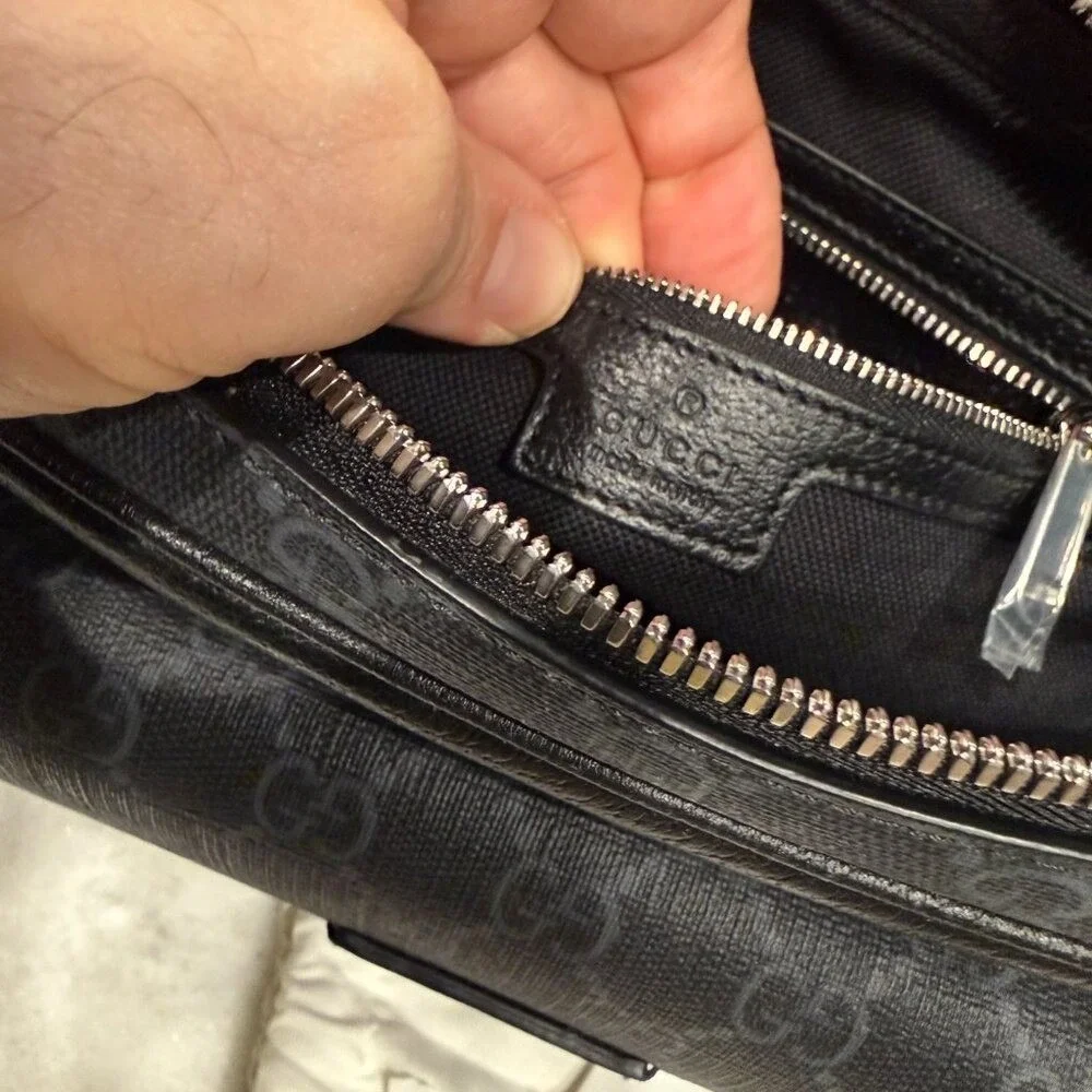 GUCCI 795464 GG Supreme‎ Leather & Canvas Crossbody Bag, ships from USA